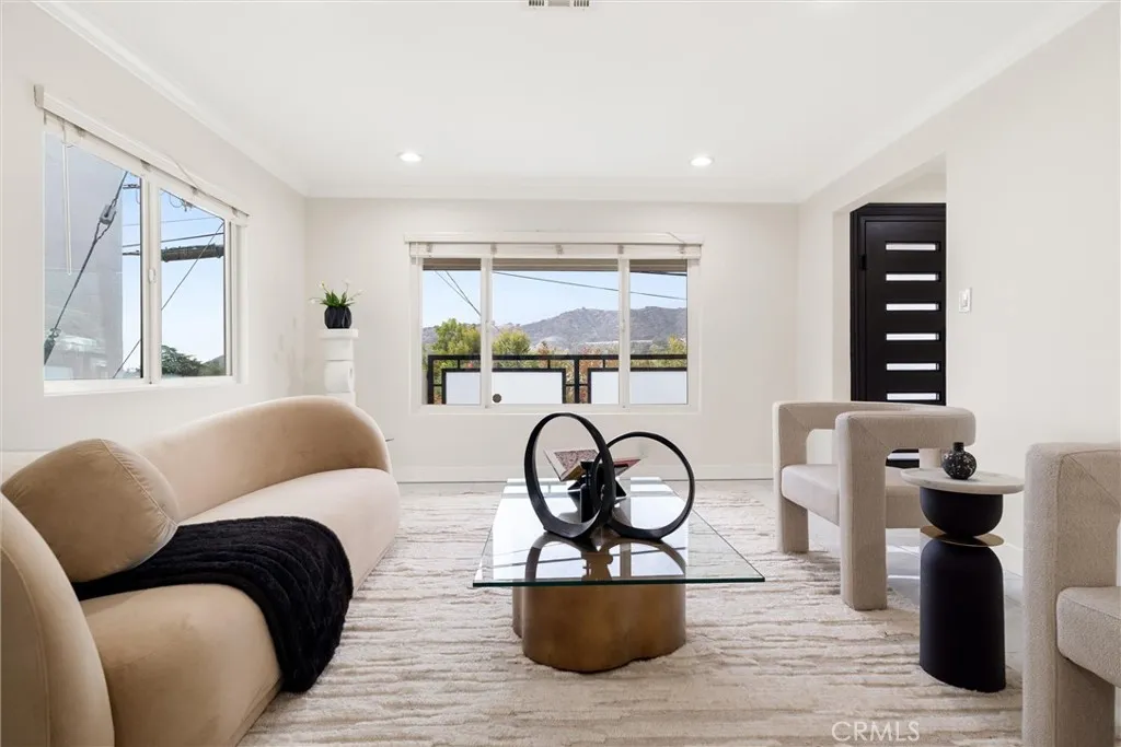 1440 Holbrook, Eagle Rock, California 90041 home-pic-4